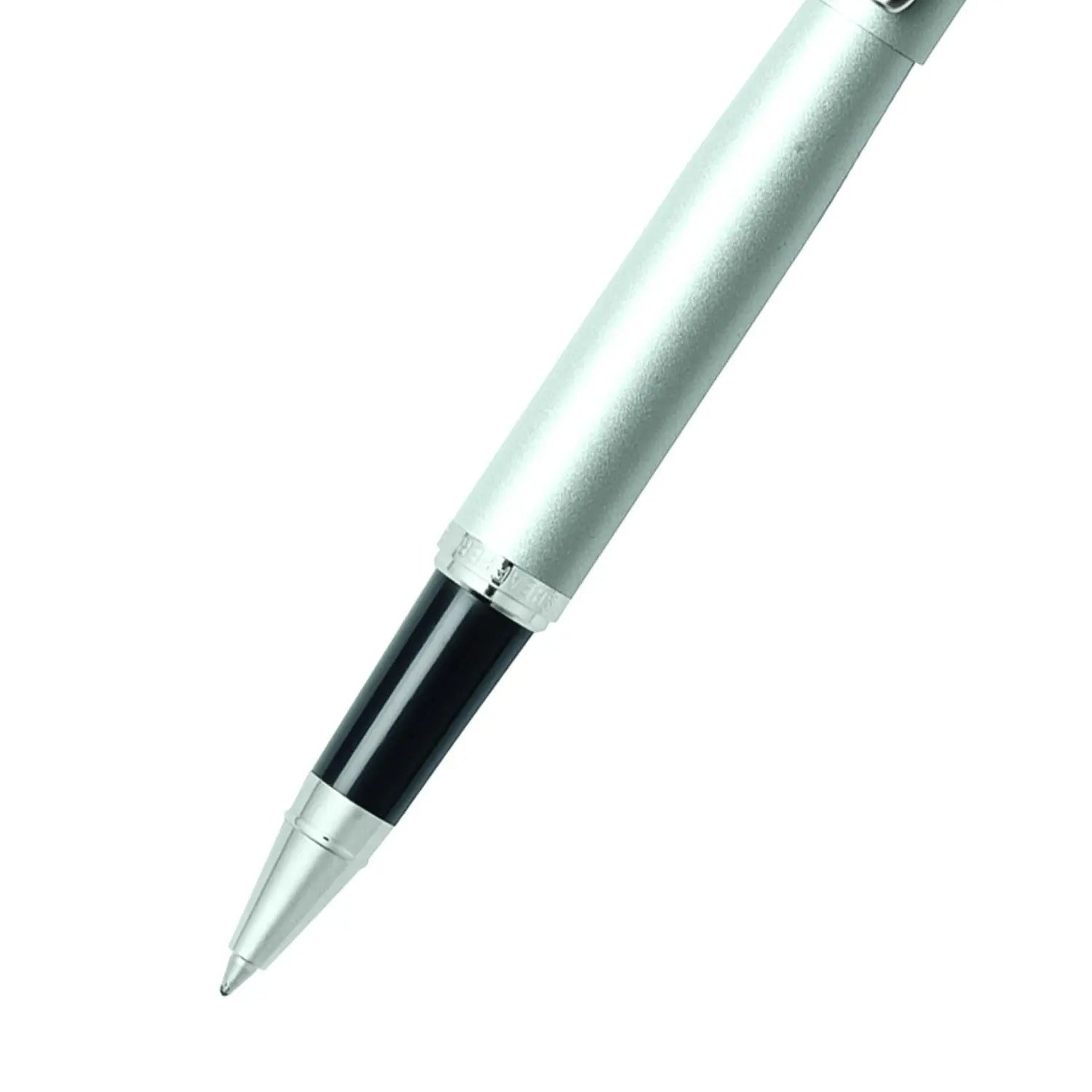 Sheaffer VFM Strobe Silver rollerball, cap removed showing grip section