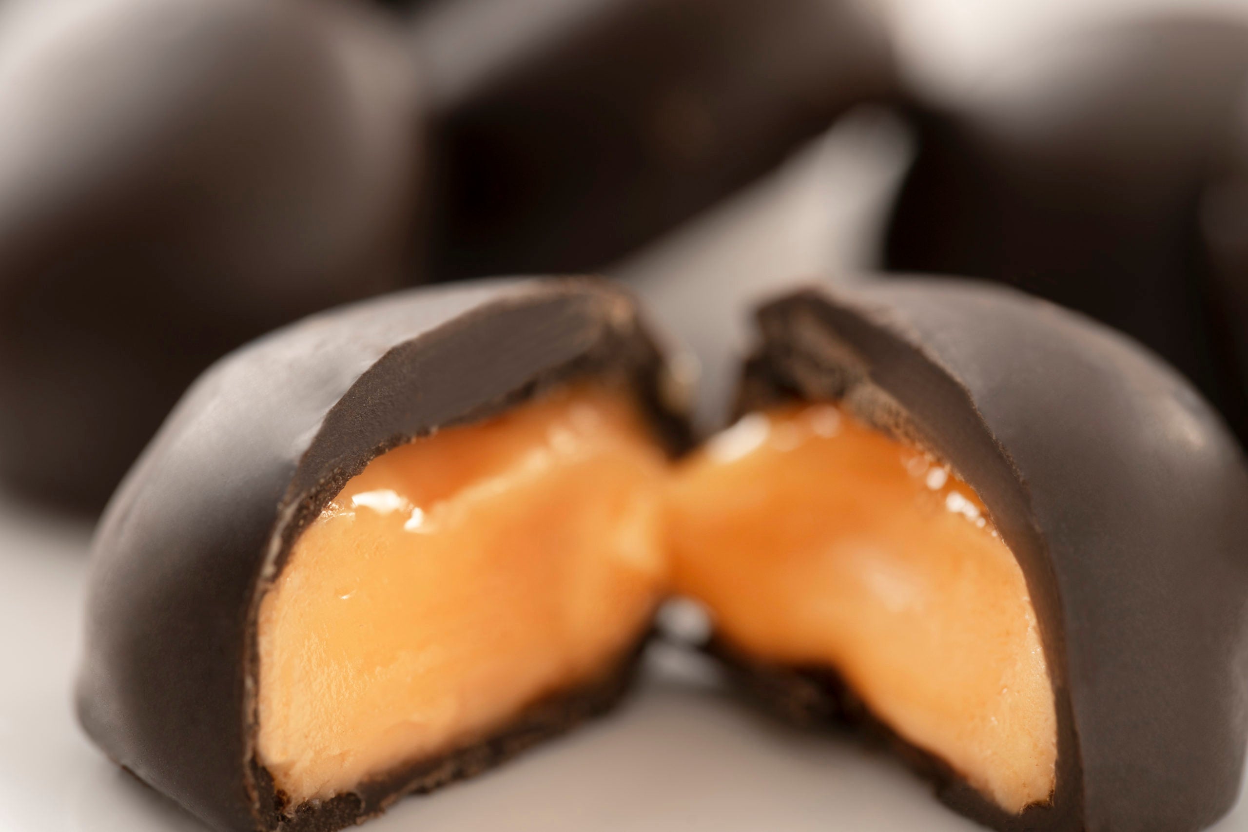 Dark Orange Creams 200g